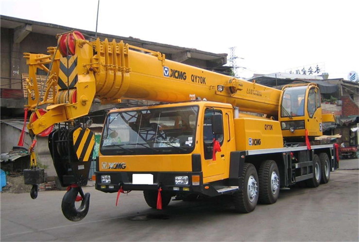 双滦区吊车出租选择重点